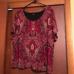 Red paisley short sleeve blouse